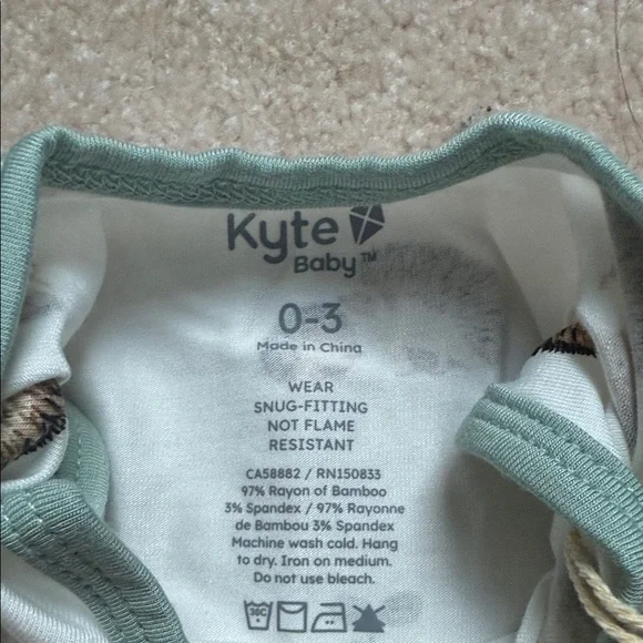 Kyte Baby Bamboo Short Sleeve Bodysuit – Hedgehog Print, Sage Trim NWT - Picture 2 of 4